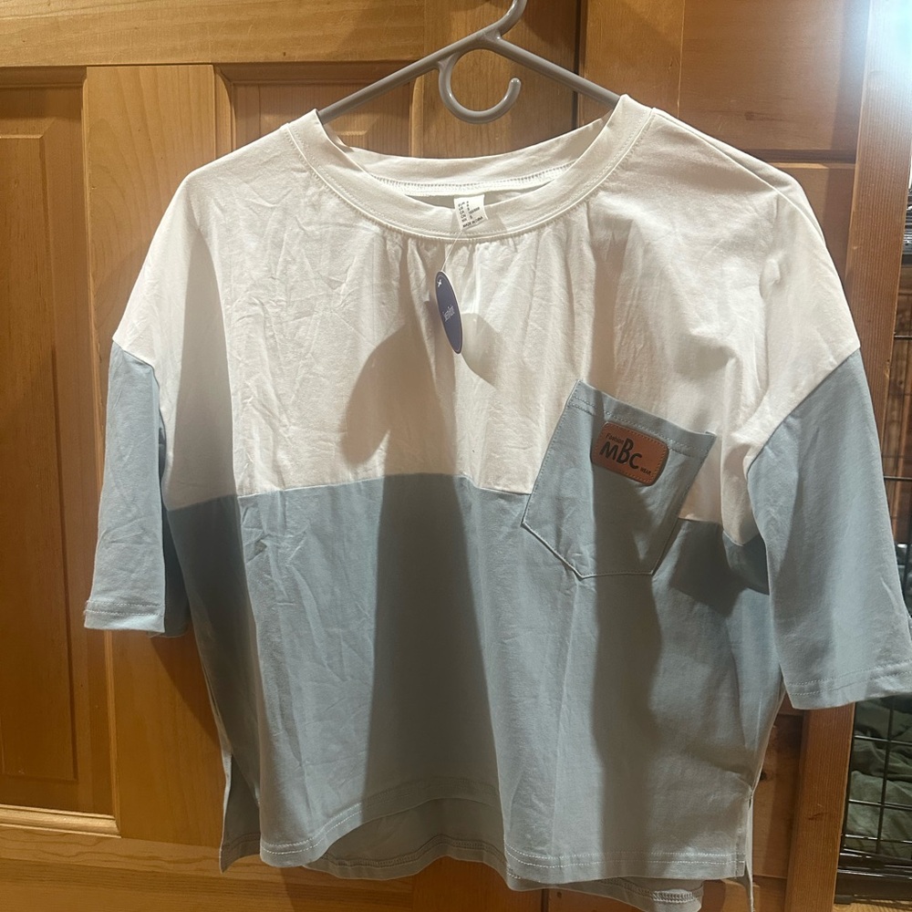 White & Blue t-shirt NWT